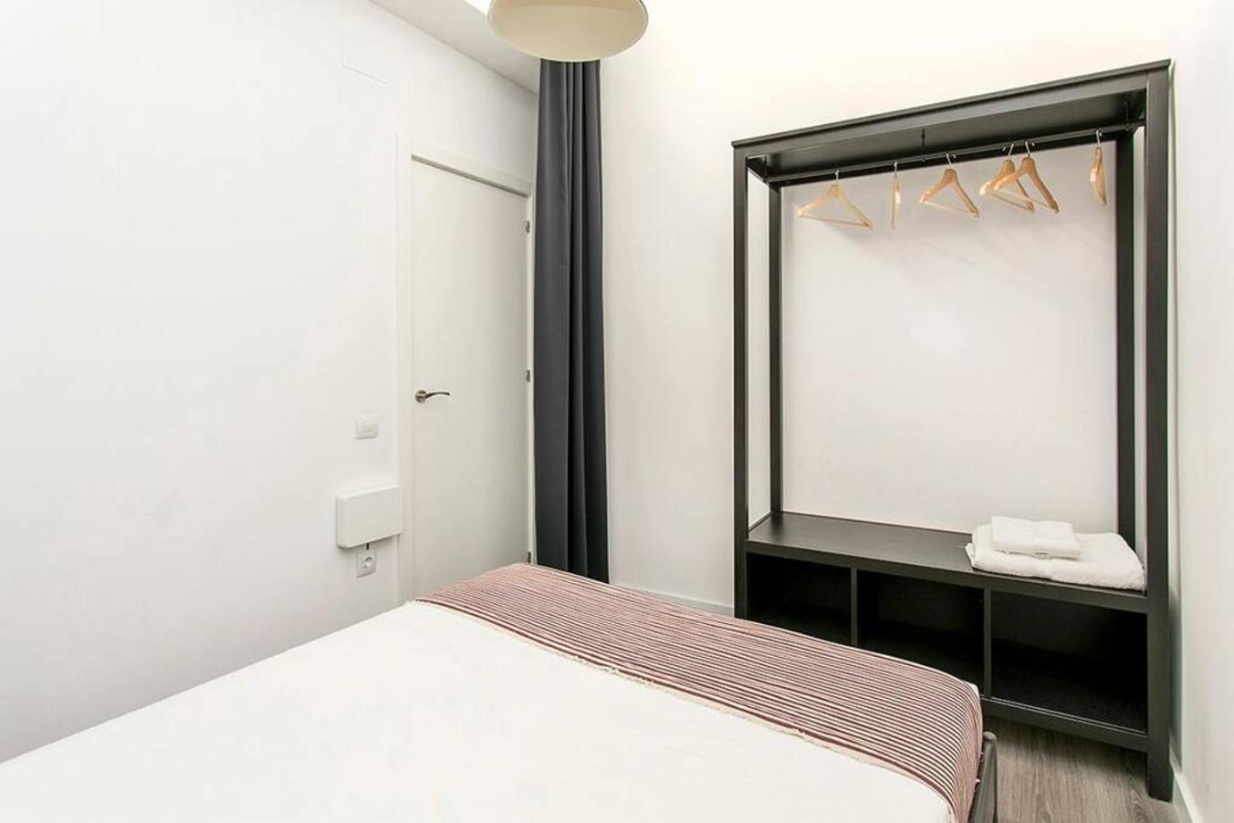 Appartamento Cozy&New With Terrace L'Hospitalet de Llobregat Esterno foto