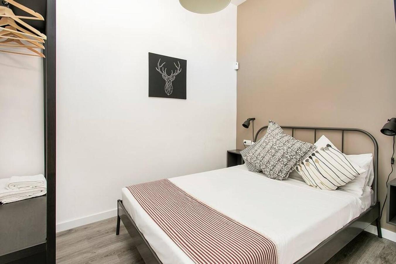 Appartamento Cozy&New With Terrace L'Hospitalet de Llobregat Esterno foto